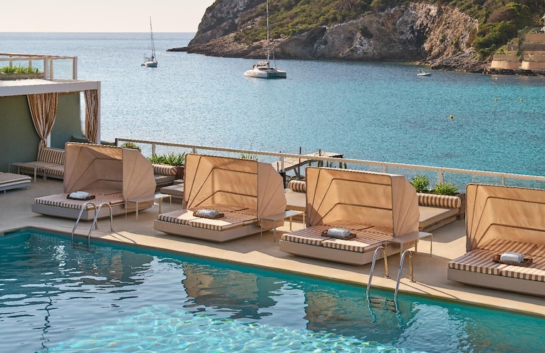 Swimming pools - 4