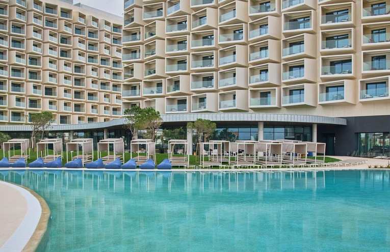 Swimming pools - 1