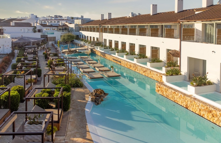 Swimming pools - 1