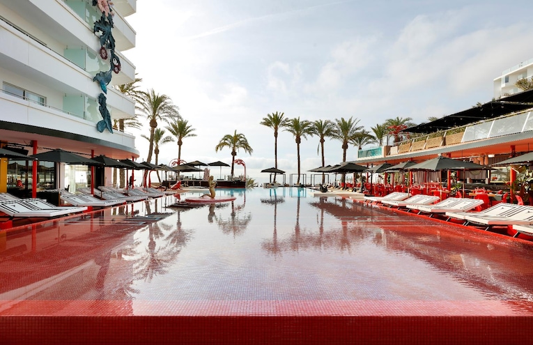 Swimming pools - 2
