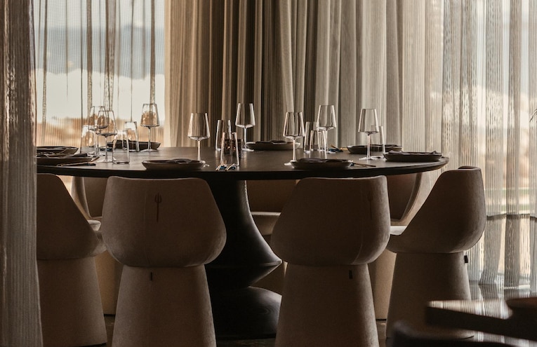 Restaurants - 8