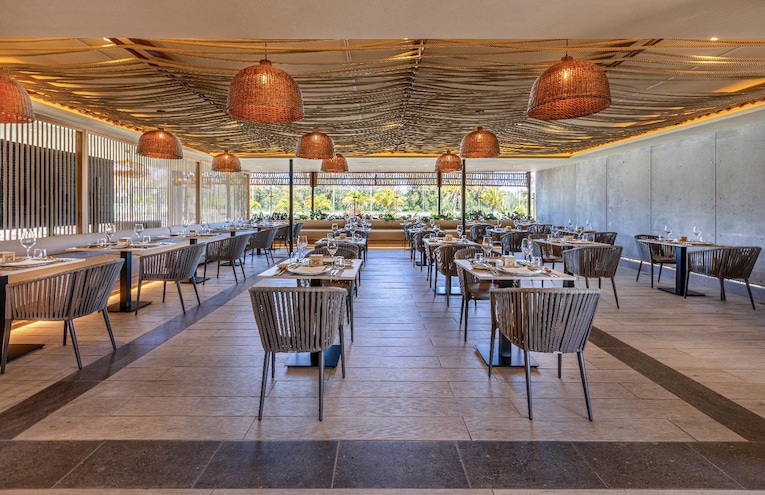 Restaurants - 4